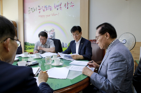 “행복장수 건설 위해 힘 쏟을 것”