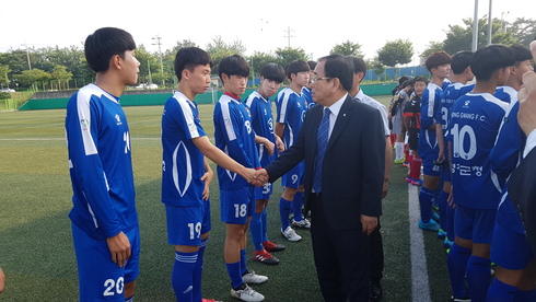 영광군, ‘전라남도교육감기 축구대회’ 제패 선수단 격려