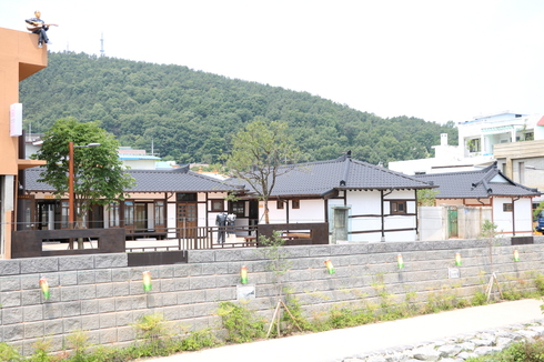 자연 배경삼아 농촌서 여름추억 만들어요