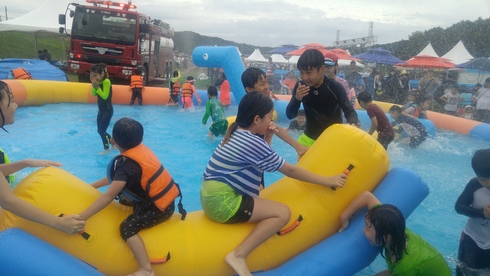 금산 ‘금강여울축제’, 성황