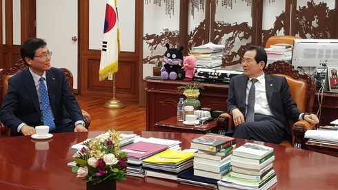 국립보건의료대학 설립이 우선, 유치에 총력