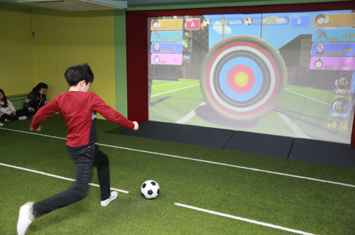 미세먼지 걱정 없는 VR 스포츠실 본격 운영