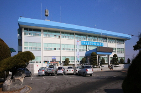 성한주 건설과장 명예퇴직