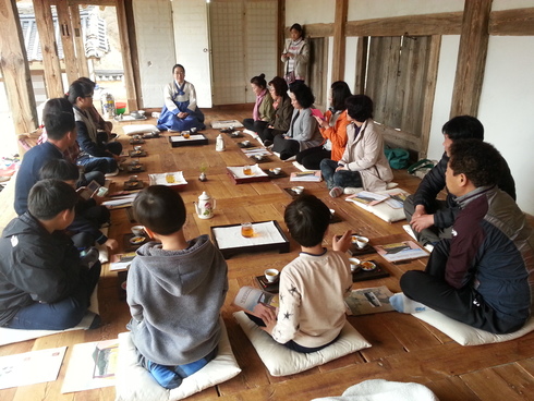 지역명사와 함께하는 문화여행 신규 프로그램 선정