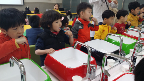 금년도 구강건강관리사업 확대 운영