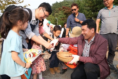 “더 맛있고 핫한 즐거움으로 찾아온다”