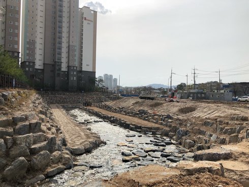 약사천 상류 수변공원 조성사업 6월말 준공