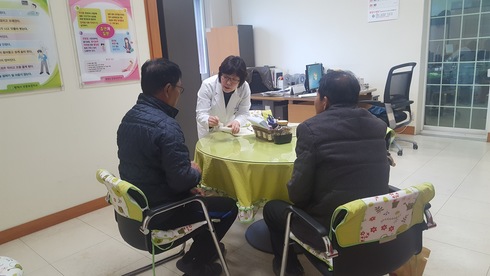 나와 가족을 위해 금연실천！ 안중보건지소 금연클리닉에서 도와드려요！