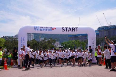 2018년 국제어린이마라톤-어린이나눔축제 개최