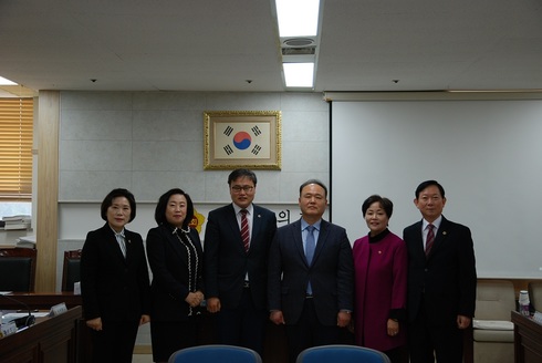 경기도의회 창업발전포럼 정책연구용역 착수보고회 개최
