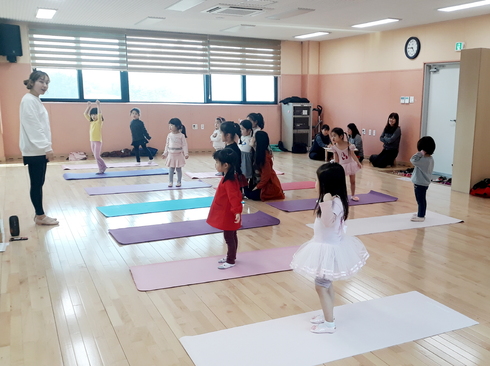 ‘육아 품앗이’로 육아부담 덜어요！