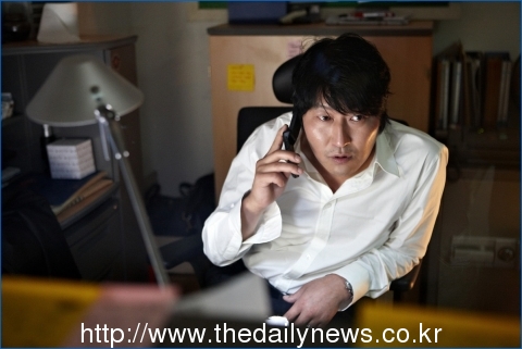 송강호, 80년대 인권변호사 변신