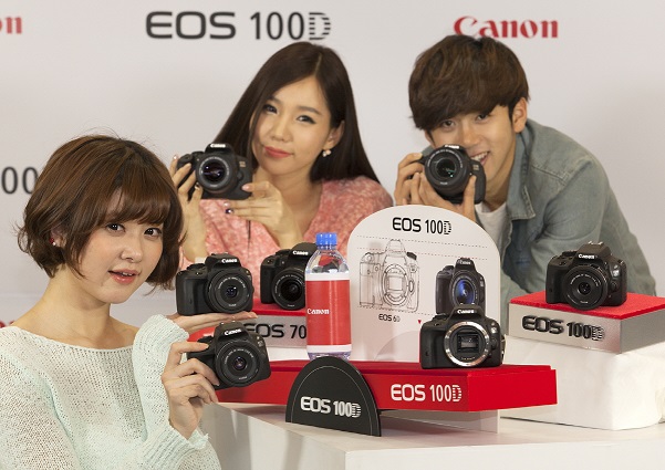 캐논, 세계 최소·최경량 DSLR 카메라 신제품 2종 출시