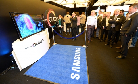 삼성 커브드 OLED TV, 호주 출시