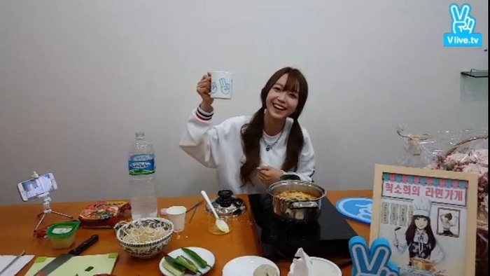 김소희, 본격 라면 먹방 진행
