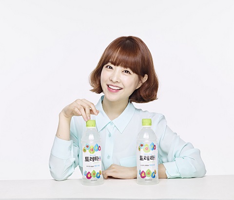 토레타, 꿀피부 배우 박보영 2년 연속 광고 모델 선정