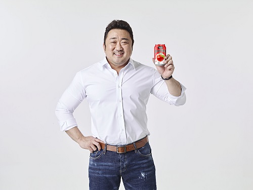 사과 과즙에 톡 쏘는 스파클링이 가미된 음료 출시