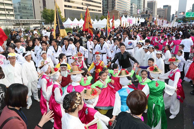한국적 문화콘텐츠 광화문광장에서 펼쳐지는 ‘아리랑축제’