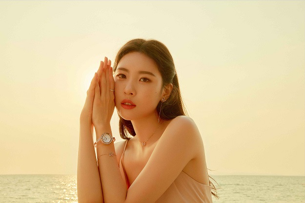 패션 주얼리 브랜드 스와로브스키, 2019 브랜드 뮤즈로 가수 선미 발탁