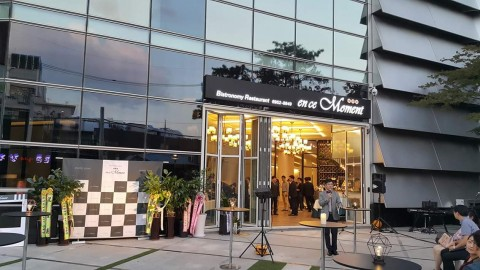 모헤닉 자동차 전시, EDM 디제잉, 와인 시음행사 한자리에서 열려