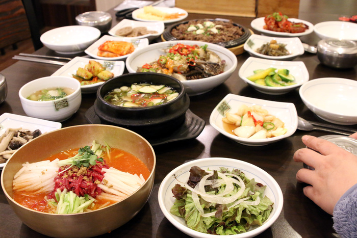 [그곳에가면 맛이 보인다] 경주 맛집 퍼펙트한 한끼