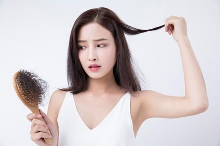 늘어나는 2030 탈모 예방 과 치료법 소개