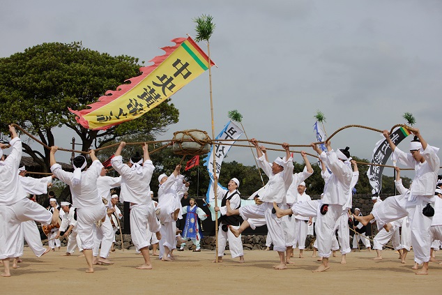 60년 국내 최장수 축제 ... ‘함경북도~제주도’ 한반도 민속예술의 총집합
