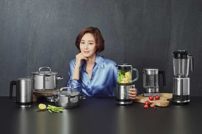 ‘집콕 휴가’ 명품 주방가전, 품격 있는 홈카페 아이템 인기