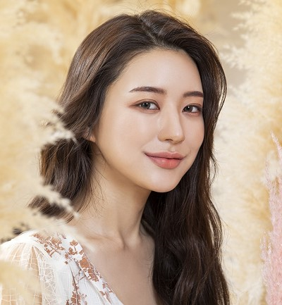 헤어스타일 변신을 위해서는 얼굴형에 어울리는 스타일에 도전해야