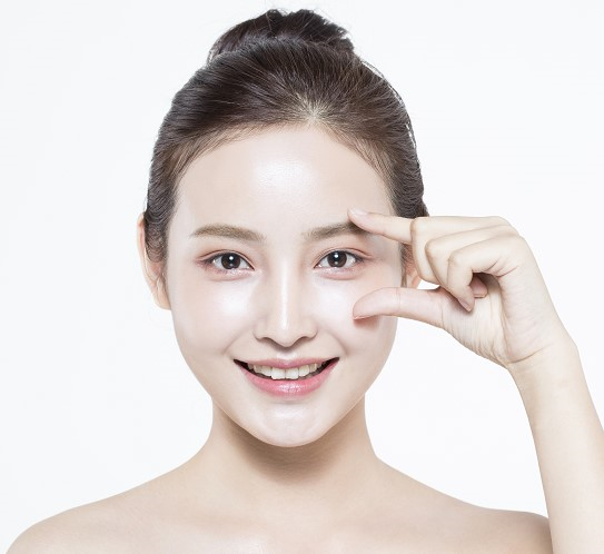 이목구비 중 눈은 얼굴 전체 이미지와 인상을 좌우하는 '첫인상'을 어필하자