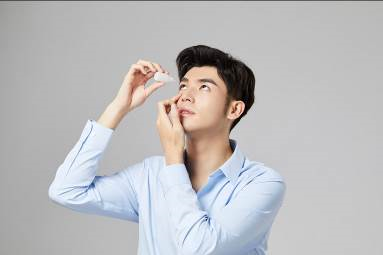 안구건조증 환자, 증가 추세…꾸준한 치료·관리 병행 필요
