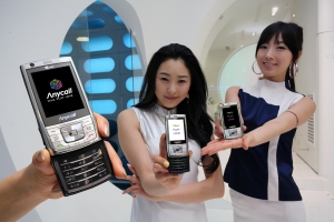 삼성전자, 초고속 HSUPA 스마트폰 출시