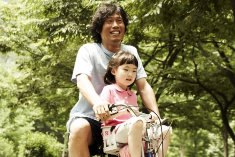 \'트럭\'의 생존본능 유해진, 아빠연기 일품