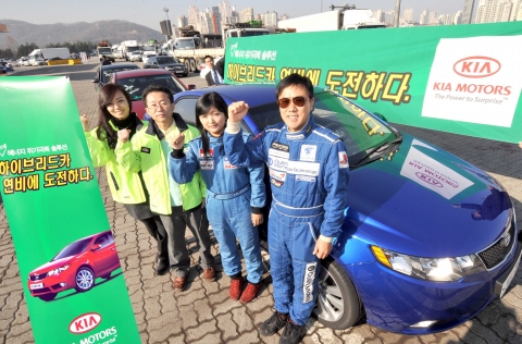 포르테 최고 연비 26.6km/ℓ기록 하이브리드카 연비 추월