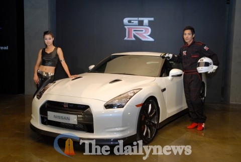 꿈의 슈퍼카, 닛산 GT-R 국내 출시