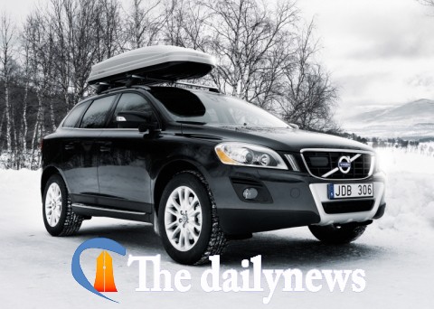 알아서 서는 차, 2010년 형 Volvo XC60 출시