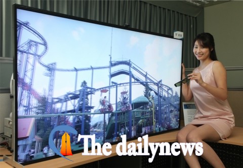 삼성전자, 세계 최초 70인치 산화물 반도체 LCD 패널 개발