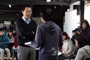 장진 감독, 로 ‘서민SF’ 연극 도전